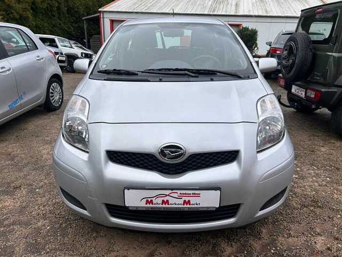 Daihatsu Charade 1,33 Dual-VVT-i Basis+Winterräder