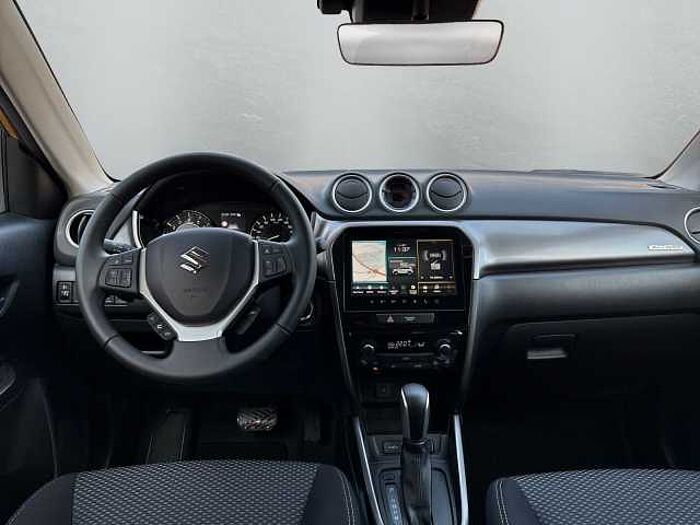 Suzuki Vitara 1.4 Comfort 4x4 *Navi*SHZ*RFK*WR*AZV