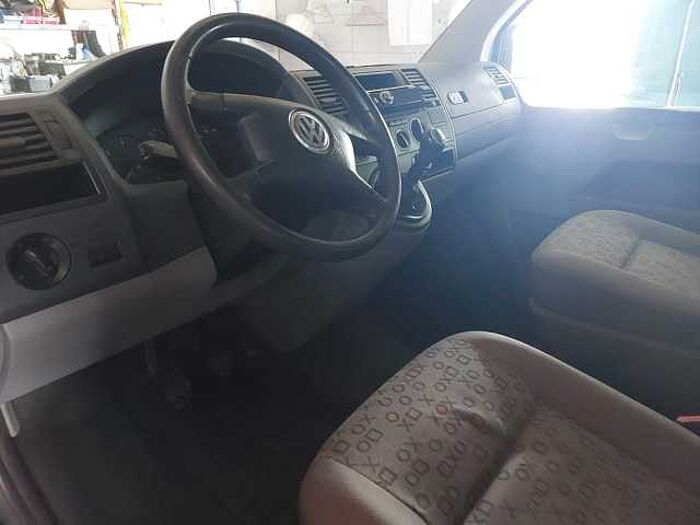 Volkswagen T5 Transporter Bus Shuttle+WR