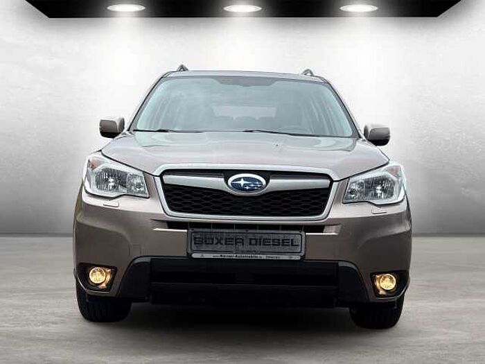 Subaru Forester Exclusive 2.0D *AHK*Pano*SHZ*Klima*WR*