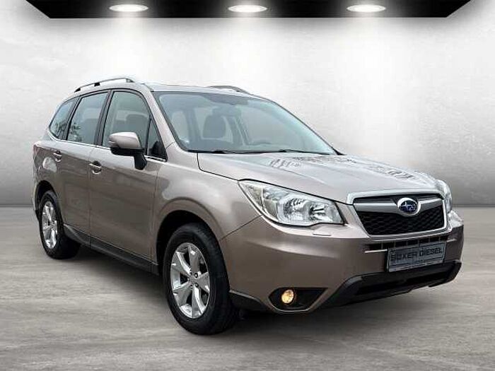 Subaru Forester Exclusive 2.0D *AHK*Pano*SHZ*Klima*WR*