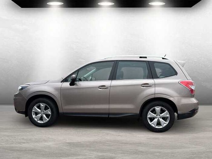 Subaru Forester Exclusive 2.0D *AHK*Pano*SHZ*Klima*WR*
