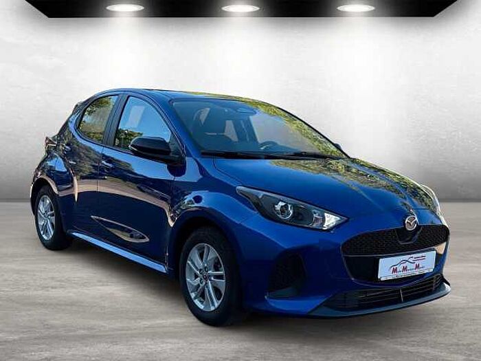 Mazda 2 Hybrid Centre-Line