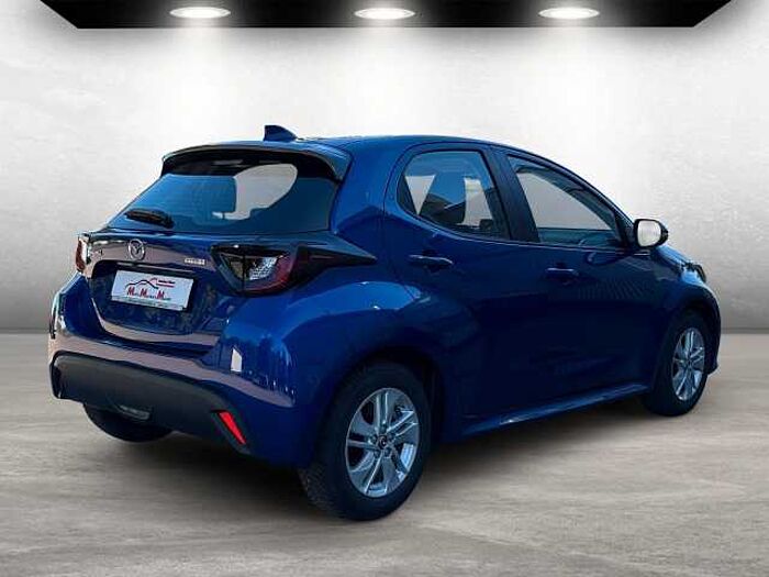Mazda 2 Hybrid Centre-Line