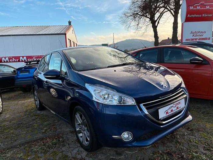 Peugeot 208 Allure Automatik +WR