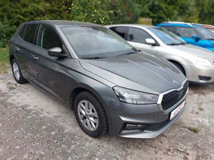 SKODA Fabia Ambition Automatic