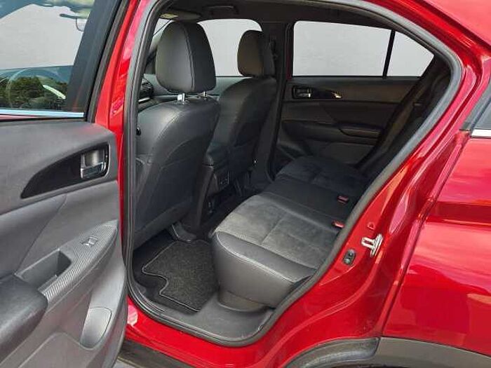 Mitsubishi Eclipse Cross Plus Select Black Hybrid 4WD