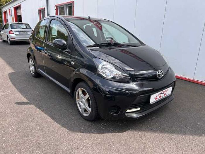 Toyota Aygo (X) 1,0-l-VVT-i Cool+WR