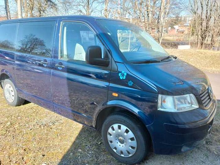 Volkswagen T5 Transporter Bus Shuttle+WR