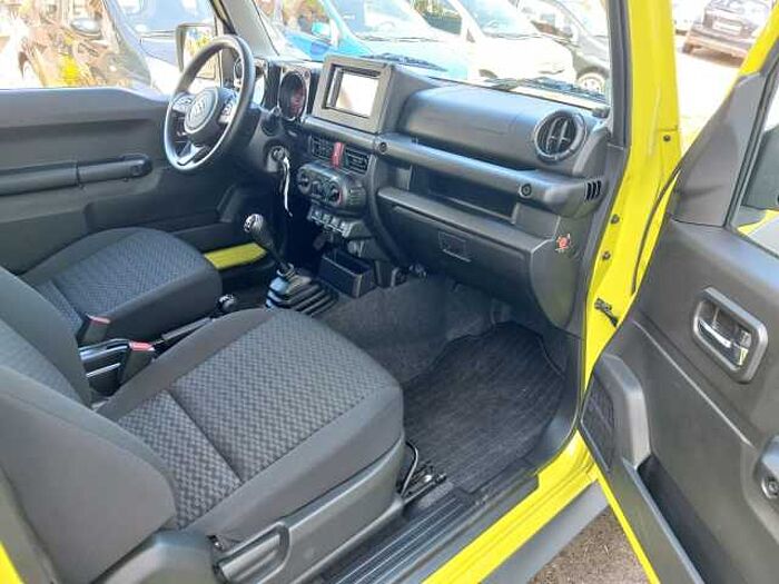 Suzuki Jimny NFZ+Anhängerkupplung