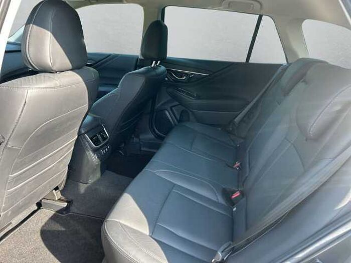 Subaru OUTBACK 2.5i Plat. LED*Leder*Harman/Kardon+AZV