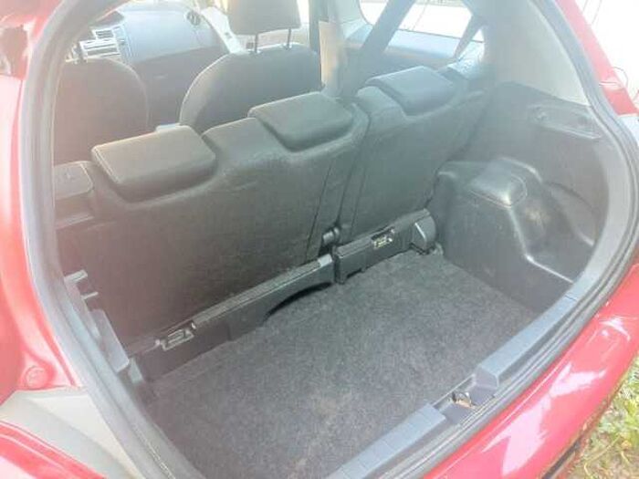 Toyota Yaris 1,33-l-Dual-VVT-i Cool