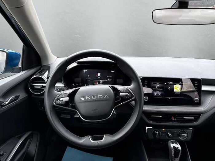 SKODA Fabia Selection DSG