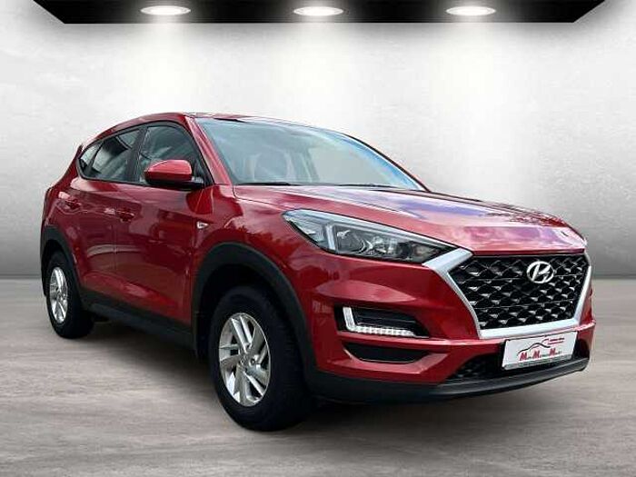 Hyundai TUCSON Pure 2WD