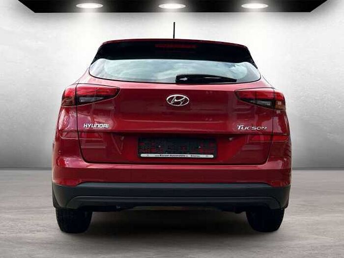 Hyundai TUCSON Pure 2WD