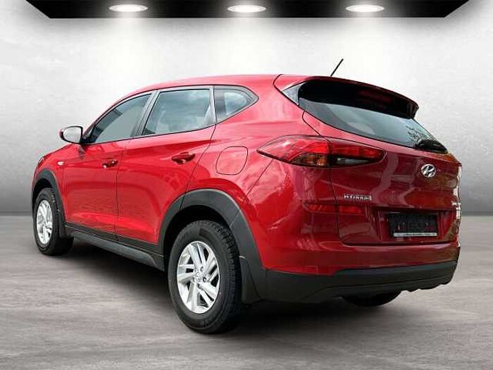 Hyundai TUCSON Pure 2WD