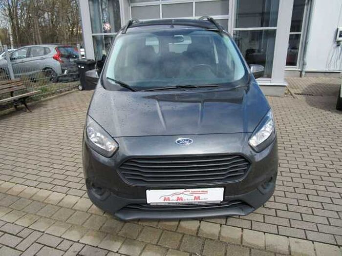 Ford Transit Courier Kombi Trend