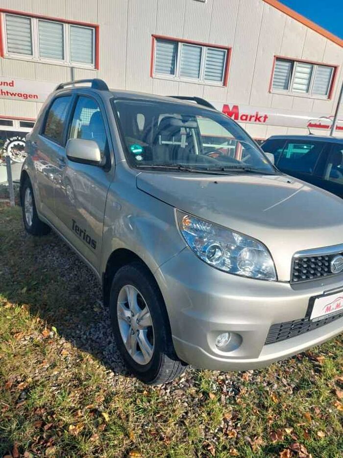 Daihatsu Terios 1.5 LPG Top 2WD+WR