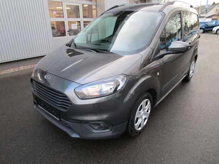 Ford Transit Courier Kombi Trend