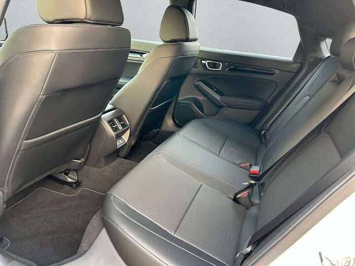 Honda Civic e: HEV 2.0 Hybrid Advance