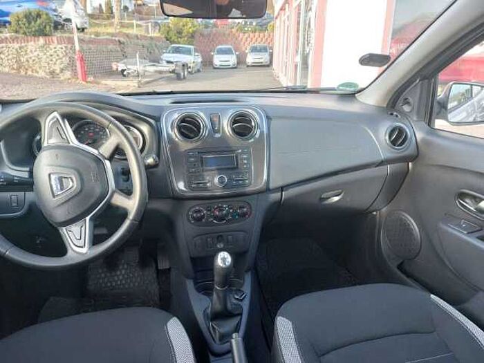 Dacia Sandero TCe 100 Stepway Prestige+Winterräder