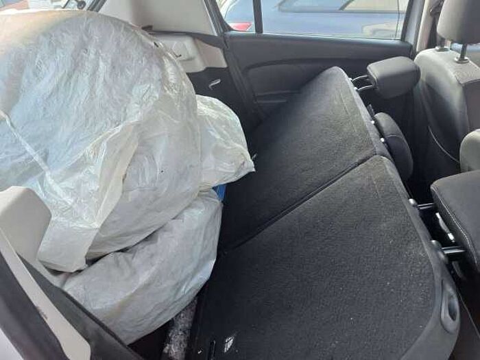 Dacia Sandero TCe 100 Stepway Prestige+Winterräder