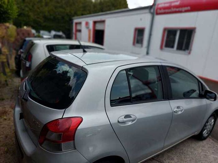 Toyota Yaris 1,33-l-Dual-VVT-i Executive