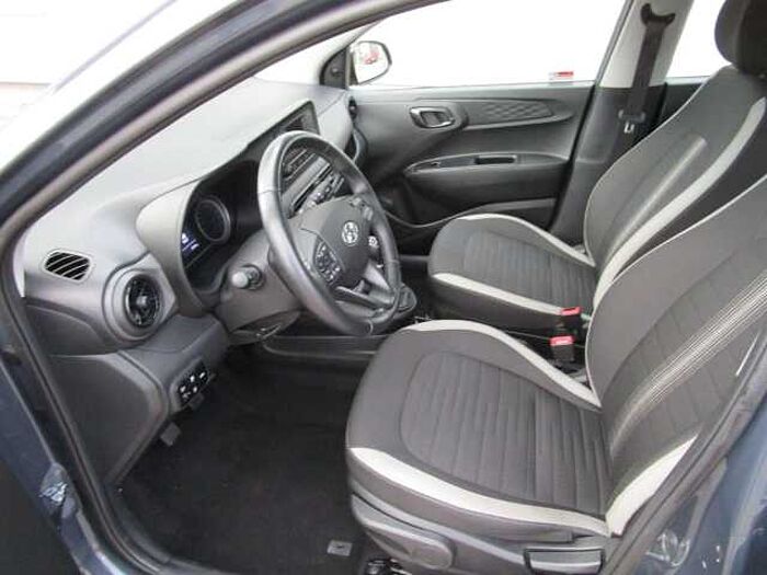 Hyundai i10 Select Sitzh: Lenkradhz, DAB, PDC, Tempom. +WR
