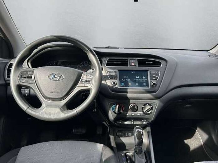 Hyundai i20 *Kamera*Sitzheizung*WR*