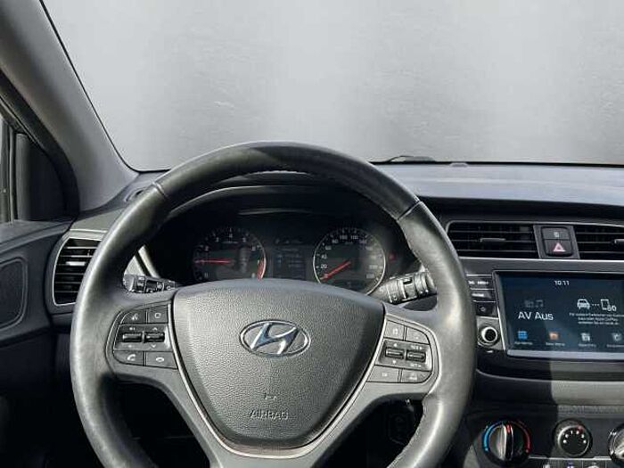 Hyundai i20 *Kamera*Sitzheizung*WR*