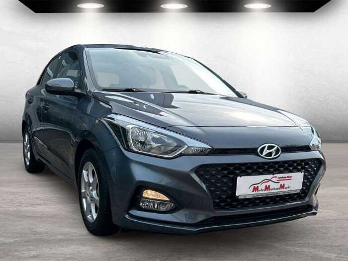 Hyundai i20 *Kamera*Sitzheizung*WR*
