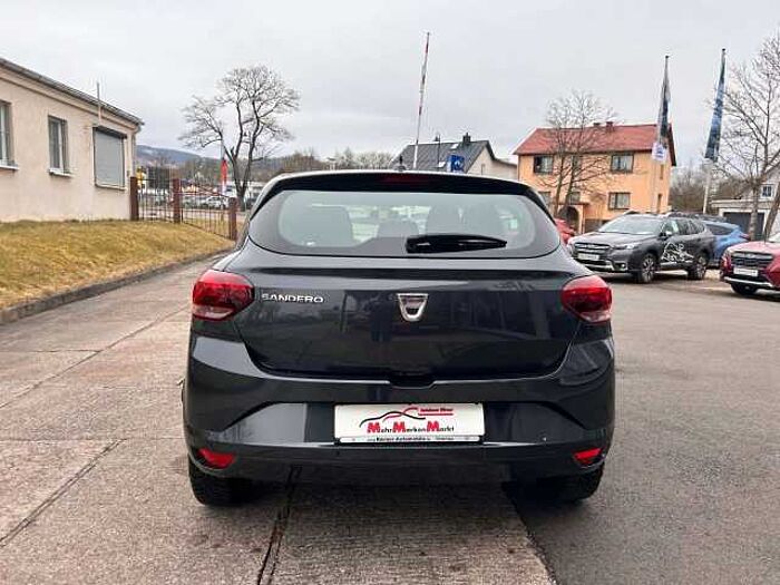 Dacia Sandero TCe 90 Comf. auch in silber