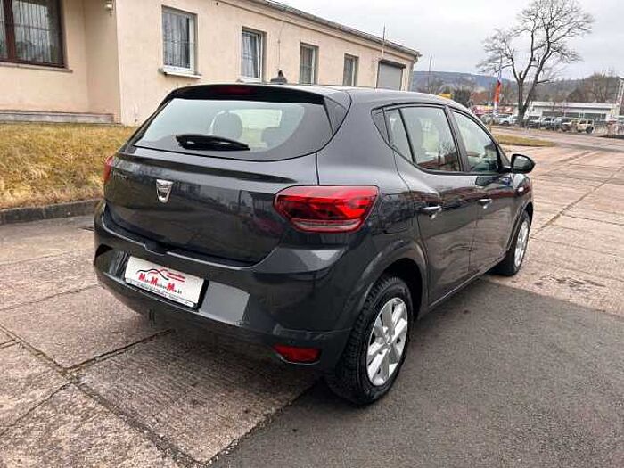 Dacia Sandero TCe 90 Comf. auch in silber
