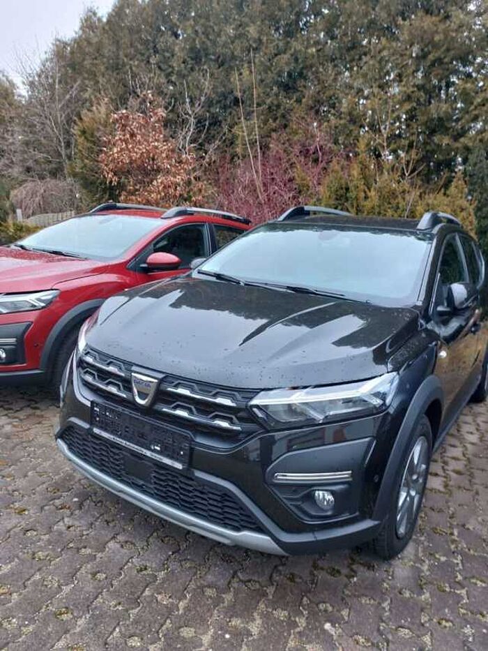 Dacia Sandero III Stepway Comf.auch in Rot u. Orange