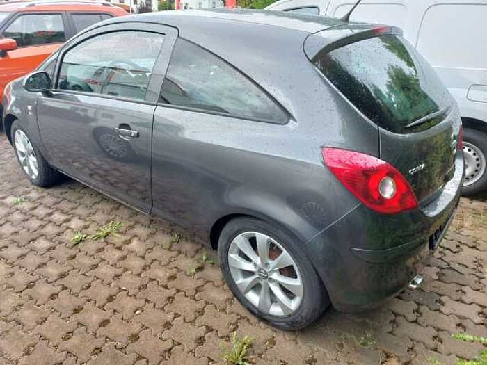 Opel Corsa D 150 Jahre Opel+Winterräder