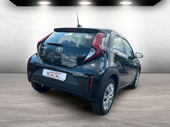 Toyota Sonstige Aygo (X) 1.0-l-VVT-i Play