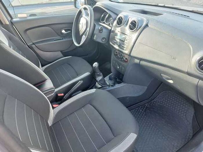 Dacia Sandero TCe 100 Stepway Prestige+Winterräder