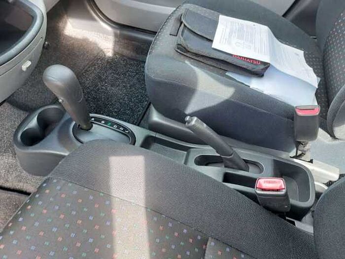 Daihatsu Sirion 1,3 Autom. +WR