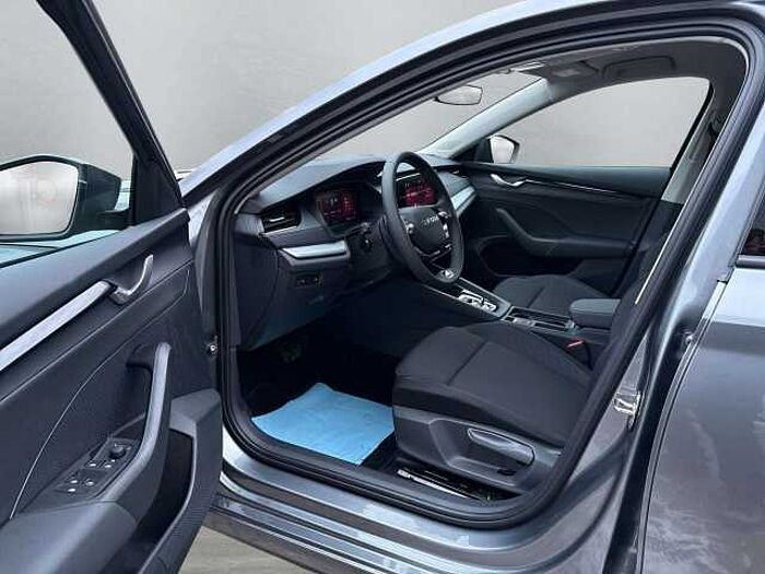 SKODA Octavia Combi 1.5 TSI Essence *SHZ*LED*Tempomat*