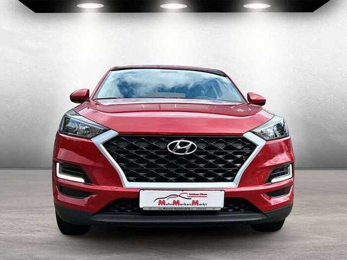 Hyundai TUCSON Pure 2WD