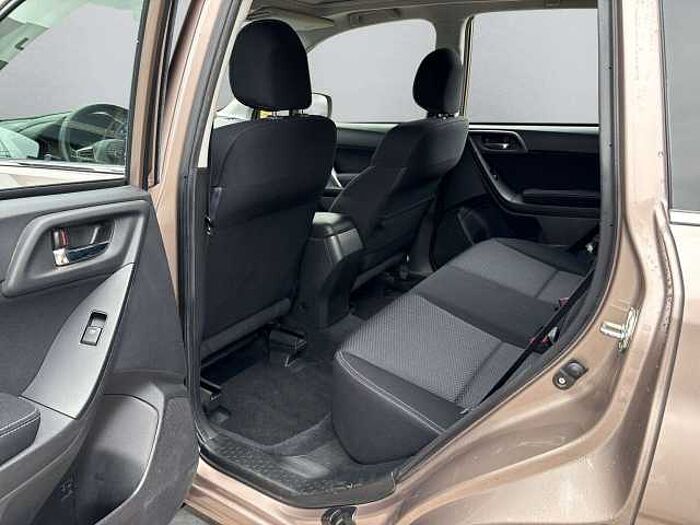 Subaru Forester Exclusive 2.0D *AHK*Pano*SHZ*Klima*WR*