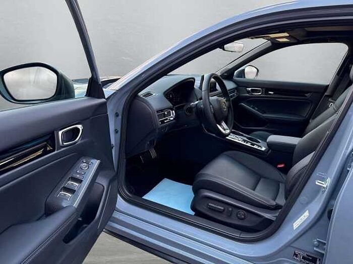 Honda Civic e: HEV 2.0 Hybrid Advance