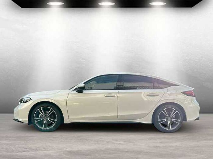 Honda Civic e: HEV 2.0 Hybrid Advance