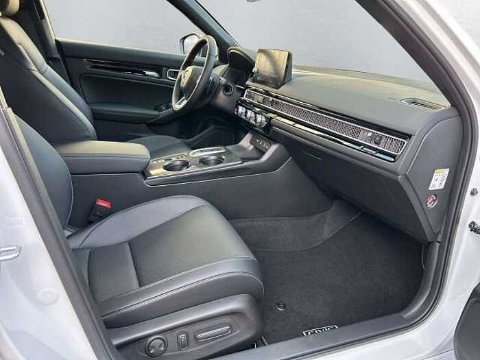 Honda Civic e: HEV 2.0 Hybrid Advance