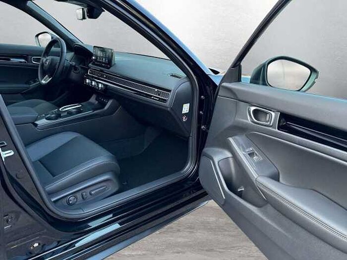 Honda Civic e: HEV 2.0 Hybrid Advance