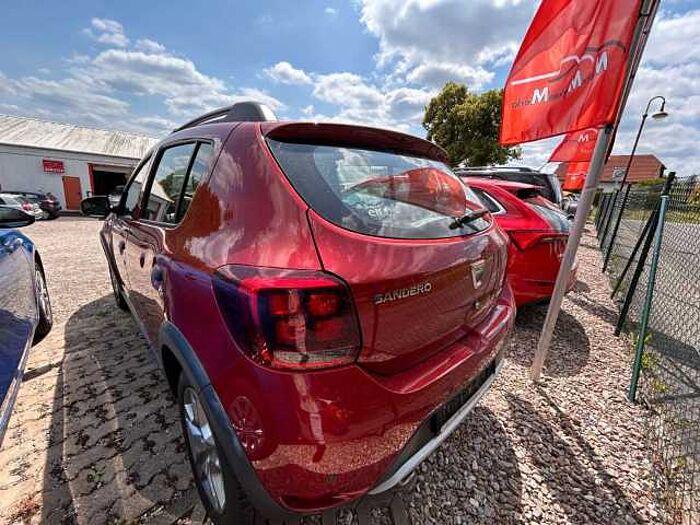 Dacia Sandero TCe 90 Stepway Essential+WR